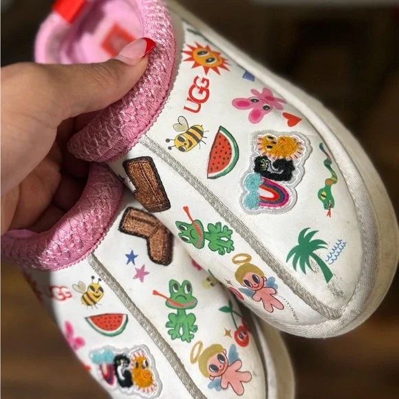 UGG White and Pink Fun Slippers - Picture 1 of 4